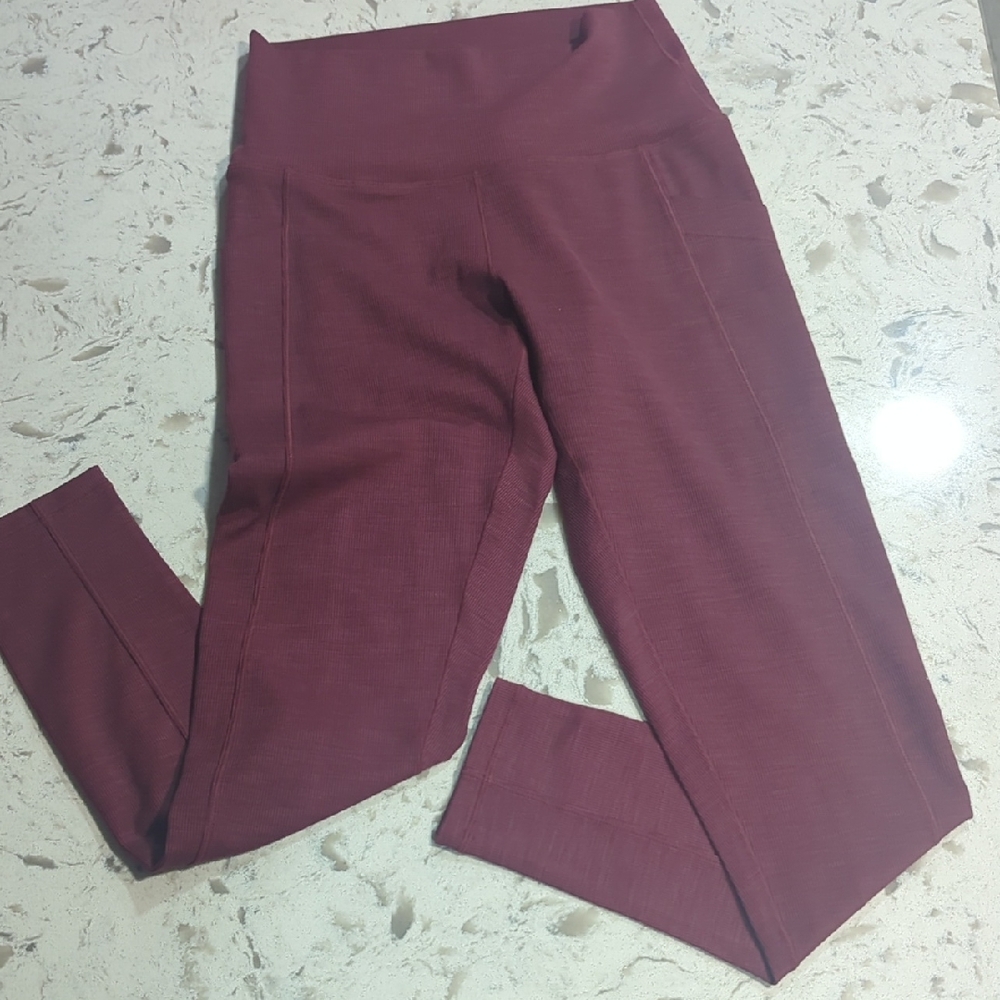 NWOT Prana Maroon Active Leggings